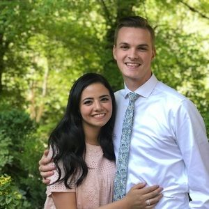 Meet your Posher, Ariana